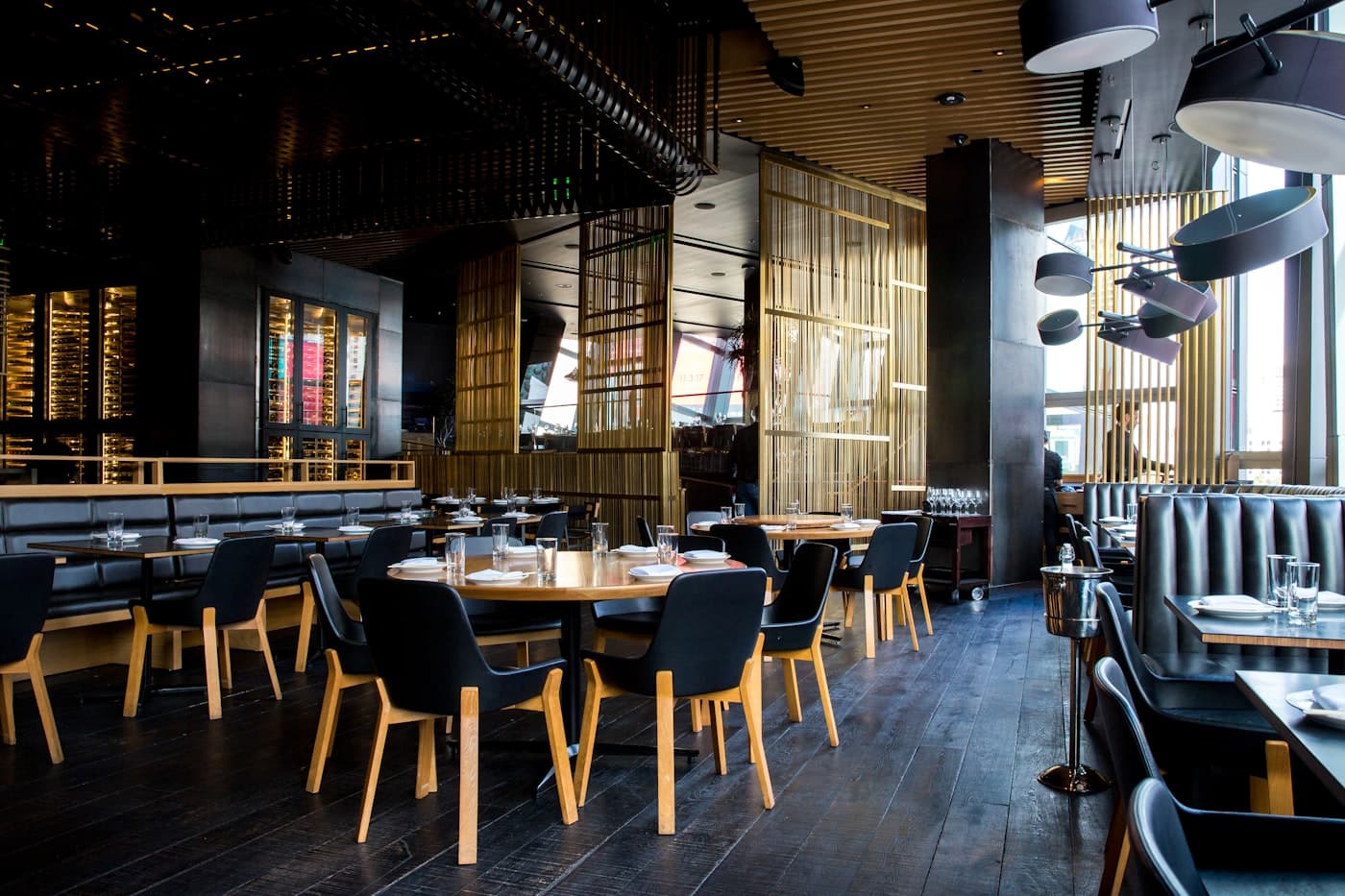 Restaurant dining service
